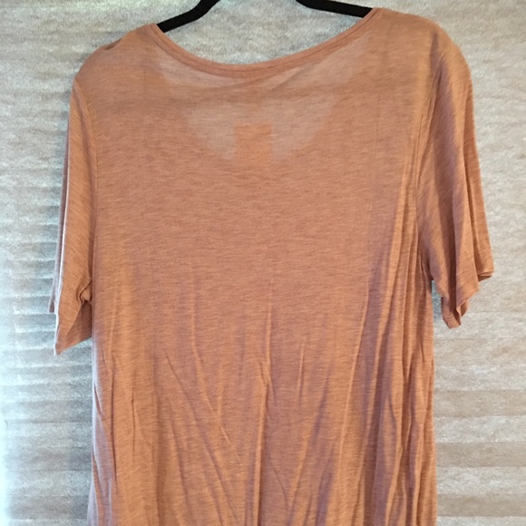 NWT. H&M Basic Tee. Size L. Light Rose Color - Picture 4 of 5